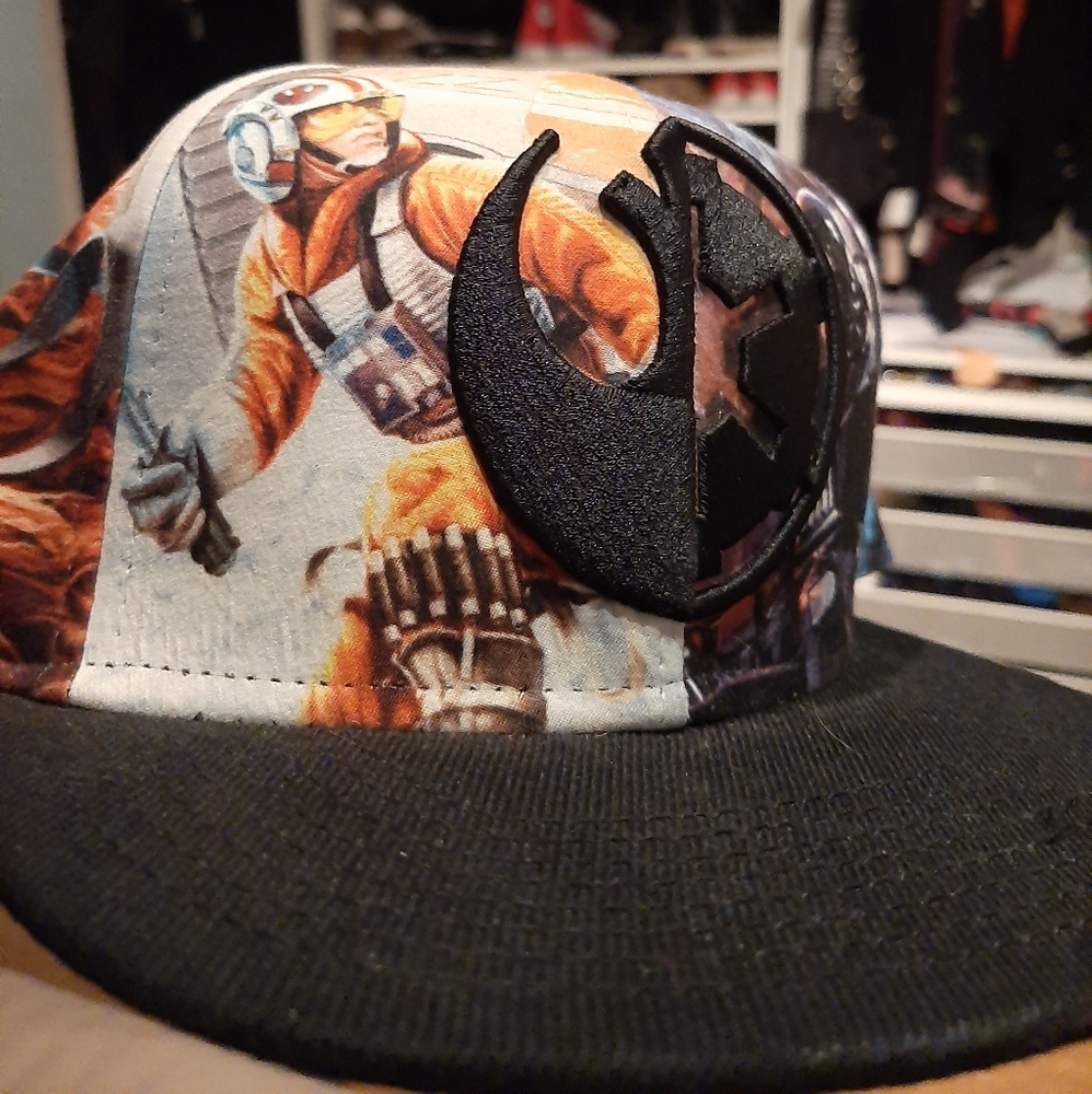 Artsy adjustable Star wars snapback